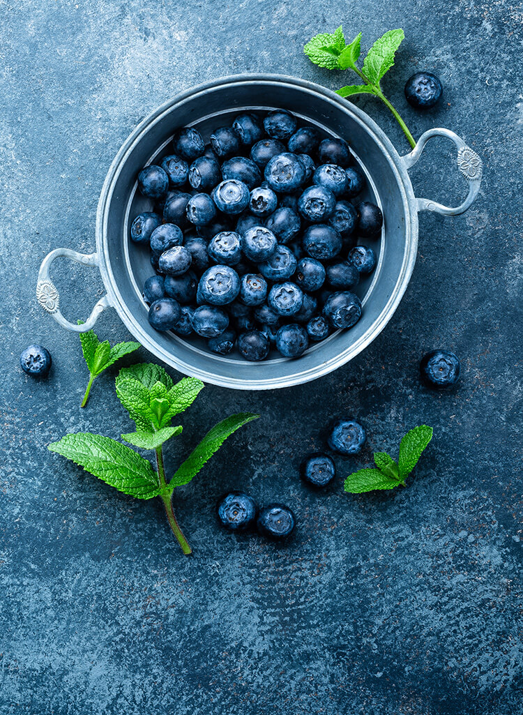 Bowl of blueberries